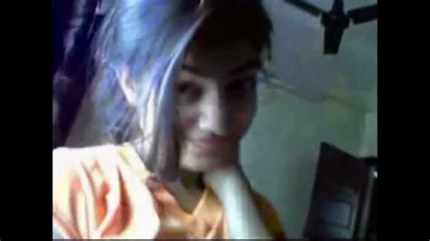 nude desi leaked|Desi MMS clips and videos leaked online